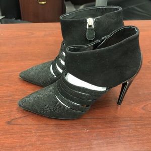 Rebecca Minkoff Sz 6M Black Suede Boots